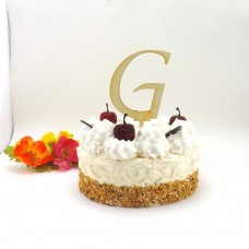 Buchstabe G aus Holz naturbelassen für eine Torte oder Blumenstrauß