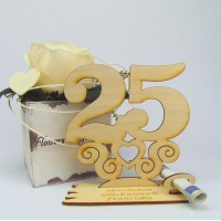 Zahl 25 Höhe 17 cm  stehend